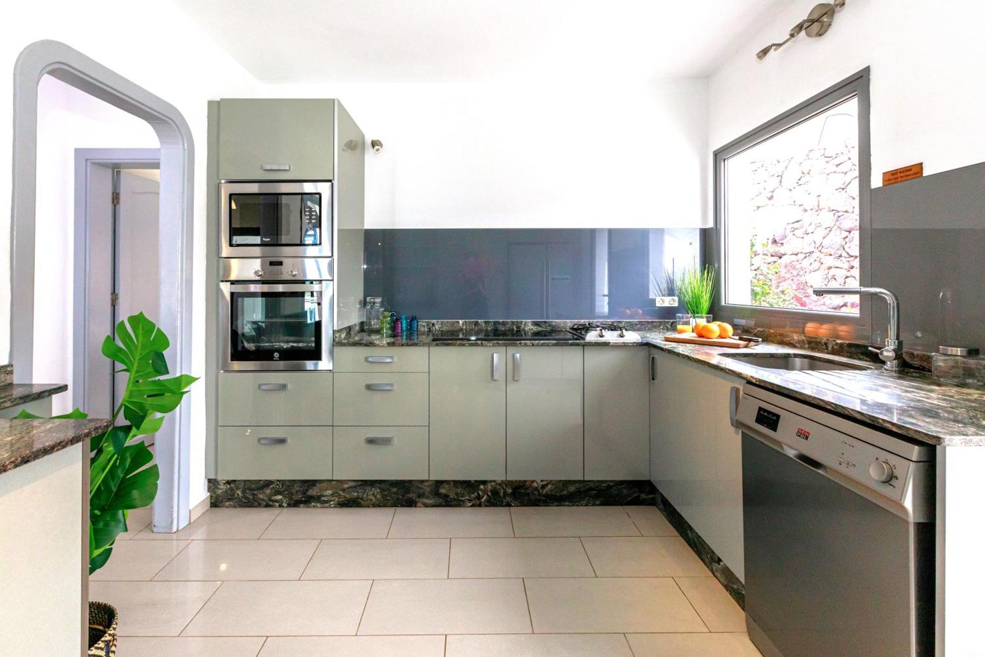 Luxus Villa Mit 5 Schlafzimmern, Heated Pool, Ps4, Fitnessraum Tabayesco المظهر الخارجي الصورة